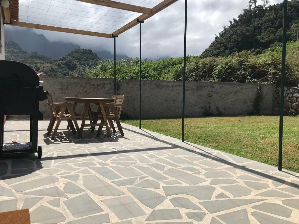 Casa Oliveira Esmeraldo - Guest Houses Sao Vicente  Bilik gambar